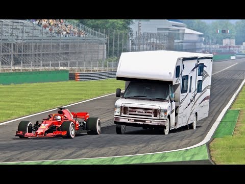 Ferrari F1 2018 vs Monster Camper - Monza