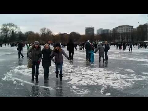 Alstervergnügen 2012 Hamburg City, Germany: on the ice