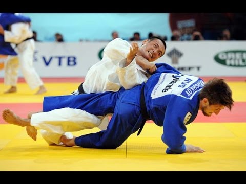 JUDO 2011 World Championships: Masashi Ebinuma 海老沼 匡 (JPN) - Musa Mogushkov (RUS)