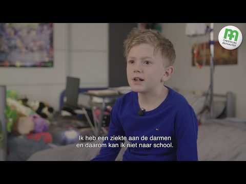 Ilyan (9) zit virtueel in de klas dankzij Bednet