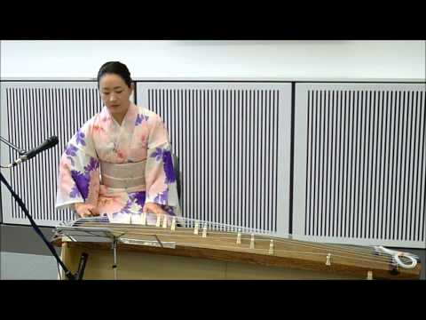 A performance by professional Japanese Koto Player Fuyuki Enokido: 