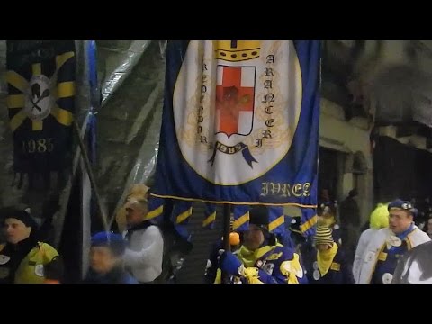 Credendari aranceri in sfilata al Carnevale Ivrea 2015