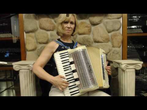 2687 - Cream Royal LMH 41 120 $795