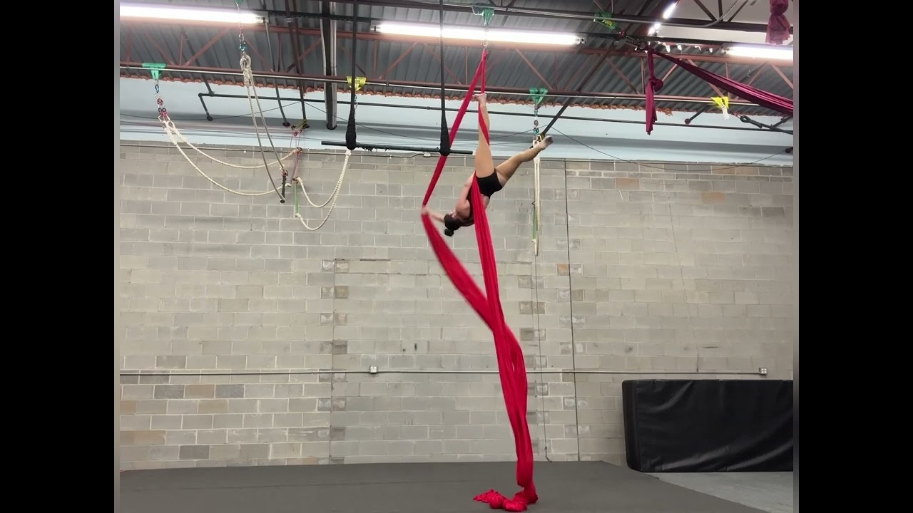 Promotional video thumbnail 1 for Bri Greenlow - Aerial Silks
