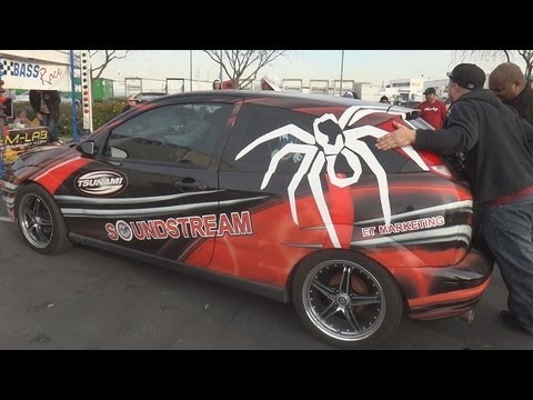 Windshield Flexing Bass Race - SoundStream Car Audio Ford Focus