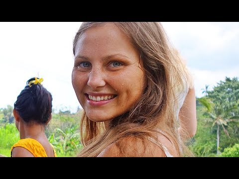 ZWEI FAMILIEN AUF WELTREISE | Trailer [HD]