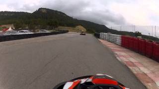 preview picture of video 'Karting Castelloli 2014. Lluita per posicions i alguna virolla'