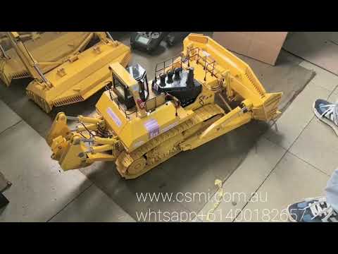 CSMI : 1/14 RC 575 DOZER