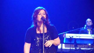 Kelly Clarkson - That I Would Be Good/ Use Somebody - New Orleans - 12/13/09 - Live