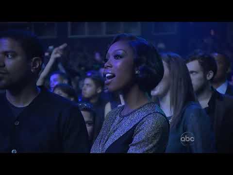 Linkin Park - Los Angeles, California (2012.11.18; Source 1a)