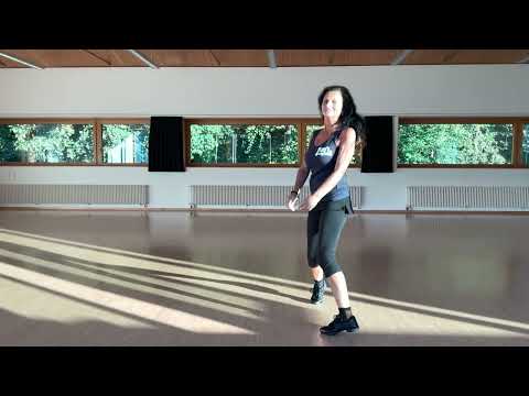 I’m A Hillbilly Girl - Line Dance Demo & Teach