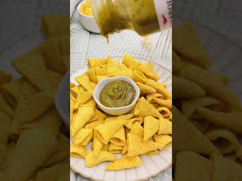 Trying this tangy jalapeño green tomato ketchup with 3D chips🤤🤤🤤 #shorts