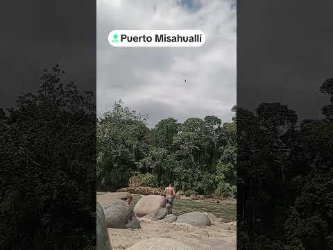 Vamos al agua en el río Napo Puerto Misahualli Tena Ecuador