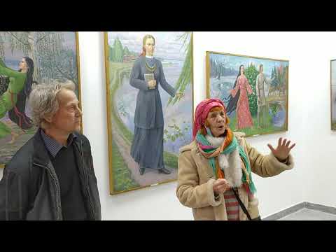 Олена Бурдаш на виставці "Лесиними стежками" в Галереї мистецтв - YouTube