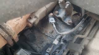 knock sensor and crank sensor location on 05 and up  dodge ram 1500 Hemi 5.7