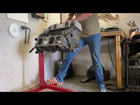 Small Block MOPAR 408 build Part 2: Speedmaster heads, melling oil pump, lunati cam