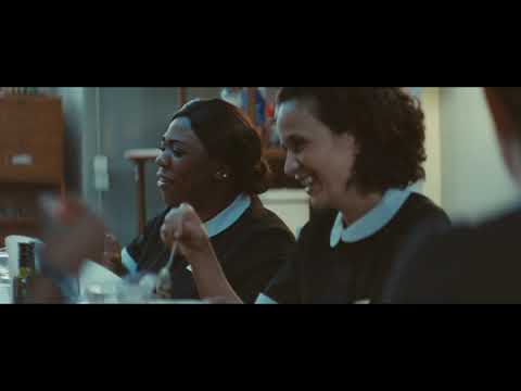 Laure CALAMY. À plein temps (Full Time)