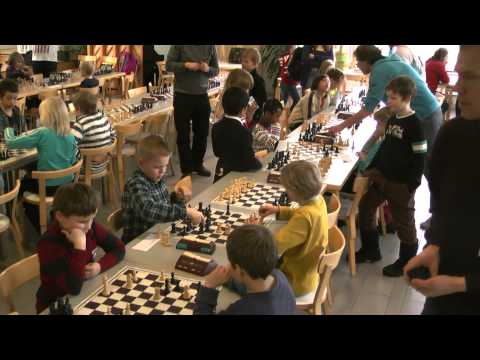 KoulujoukkueHM2013 1219 Ala-asteet 1-3 lk toisen kierroksen alku