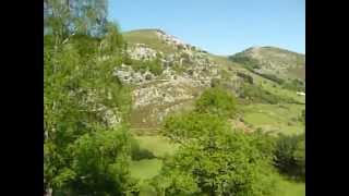 preview picture of video 'Valle de Lastur, barrio rural de Deba.'