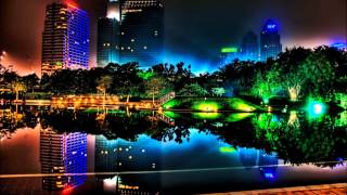 B.o.B  Feat. Lauriana Mae  - Chandelier