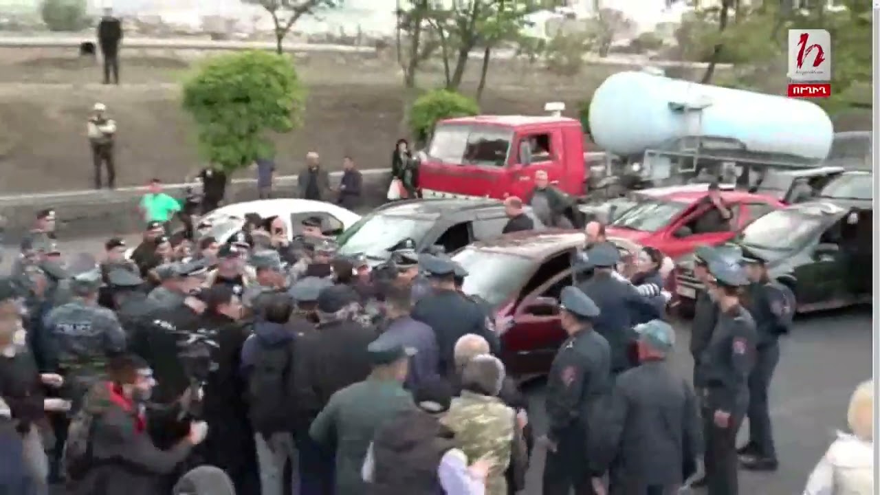 Ոստիկանությունը բերման է ենթարկում ակցիայի մասնակիցներին