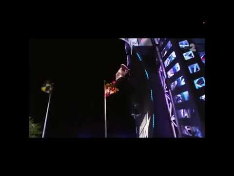 Chris digangi every buzzer.