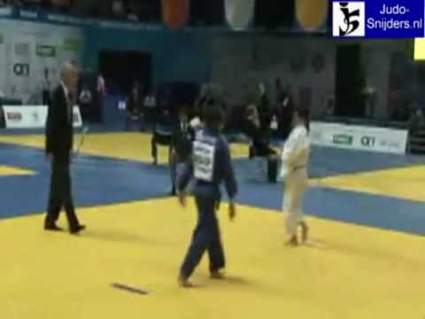 Judo 2009 Moscow: Kondrateva (RUS) - Pulkosnik (POL) [-48kg].