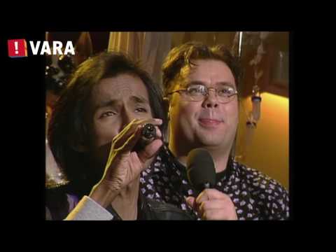 Rene Klijn zingt Mr. Blue - Paul de Leeuw