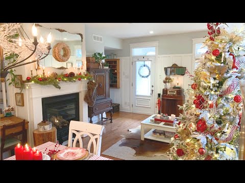 Cozy Vintage Christmas Home Tour