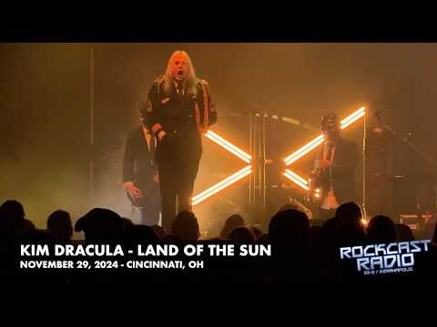 Kim Dracula Performs "Land Of The Sun" in Cincinnati on November 29, 2024