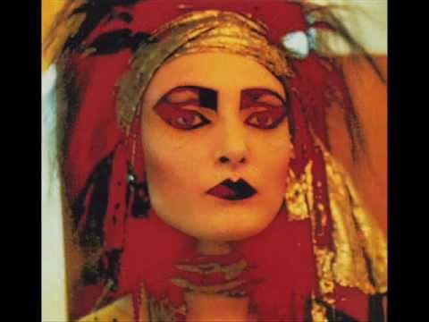 Siouxsie And The Banshees - Cities In Dust