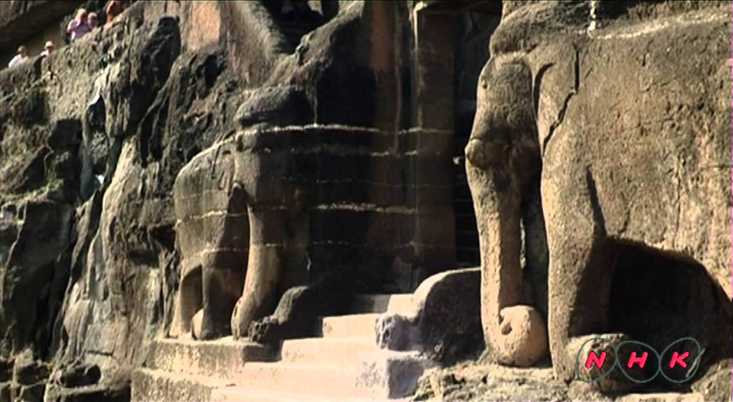 How many Ajanta caves and name them?