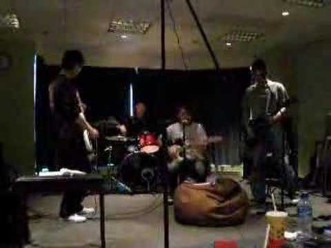 Glory Parade - 死撐