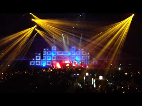 Dj Doncho feat. Alex Raeva - Wild your freedom (Live @ Metropolis)