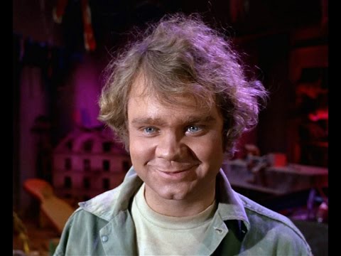 Michael J.  Pollard--Rare 1990 TV Interview, Bonnie and Clyde