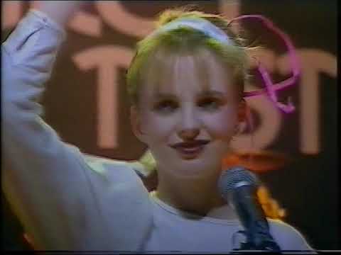 ALTERED IMAGES - Old Grey Whistle Test (26th November 1981) 2 Songs from Original Broadcast
