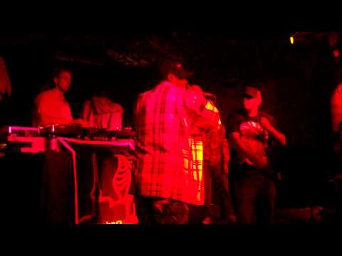 Daddy Freddy & Tenor Fly on Hakuna Matataa Sound @ Yaam (Berlin) (Clip 4)