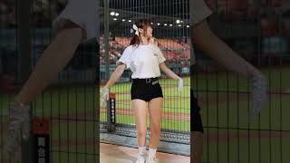 【台湾チア】包子　Flyinghigh #統一獅 #cheerleader #台湾チア