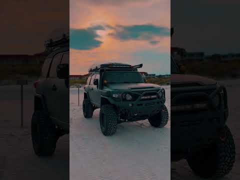 Tundra or FJ Cruiser? #offroad #fjitacruiser #fjcruiser #tundra