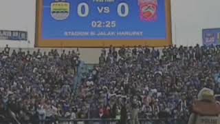 Download lagu Chat Bobotoh Persib Bandung terus berlari (stadion si jalak harupat) mp3 Download lagu Chat Bobotoh Persib Bandung terus berlari (stadion si jalak harupat) mp3