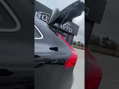 фото volvo v40 ii 0