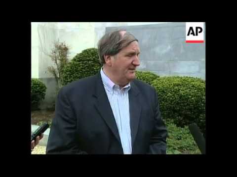 USA: CUBAN BOY CUSTODY BATTLE: ELIAN SEIZED LATEST (2)