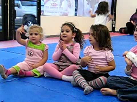 Armenian Children's song- Hoy Lari's Yeghneeg