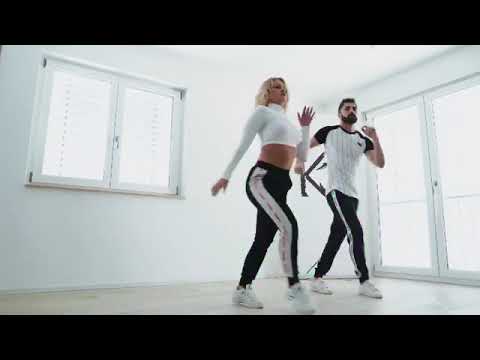 Bachata Footwork Fusion with Kiko y Christina - "Antes que tú" Dama