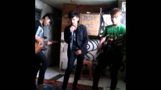 Download lagu Kompeksi band acak adut mp3
