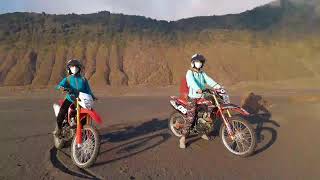preview picture of video 'Explore Mt.Bromo with Leoni'