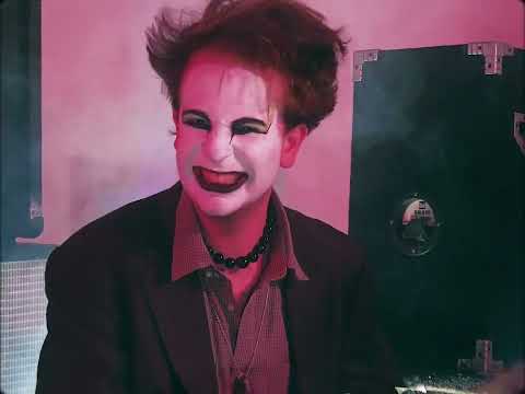 MEDIUM - "LIFE IN HELL" (Official video)