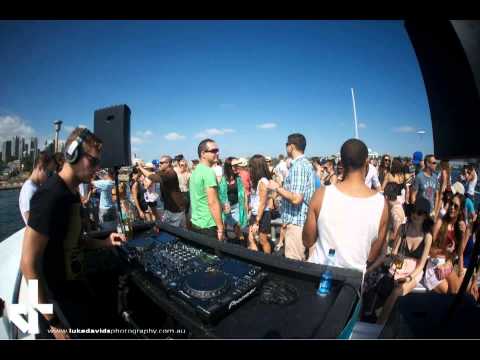 Scruby & Aron Chiarella - Telescopic (The Scruby rework 20130623)