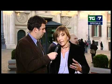 Tg La7 - SPECIALE CRISI DI GOVERNO 12/11/2011 - L'intervista a Flavia Perina