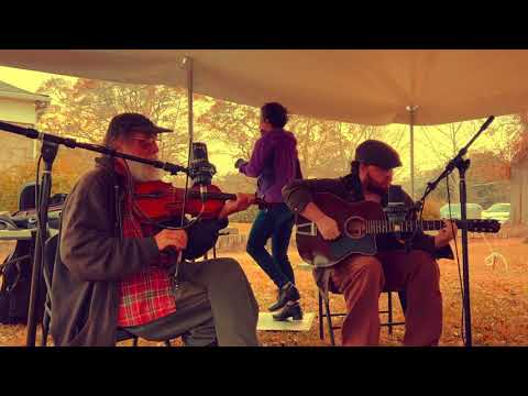 Soapsuds Over Fence Buckdance - Ms Moonshine/Mick/Evan -Jon Bekoff Project Georgia Oldtime  Workshop